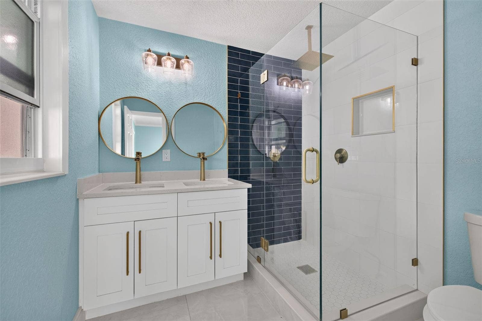 4643 BAY CREST DRIVE, Tampa, FL 33615 4643 BAY CREST DRIVE, Tampa, FL 33615