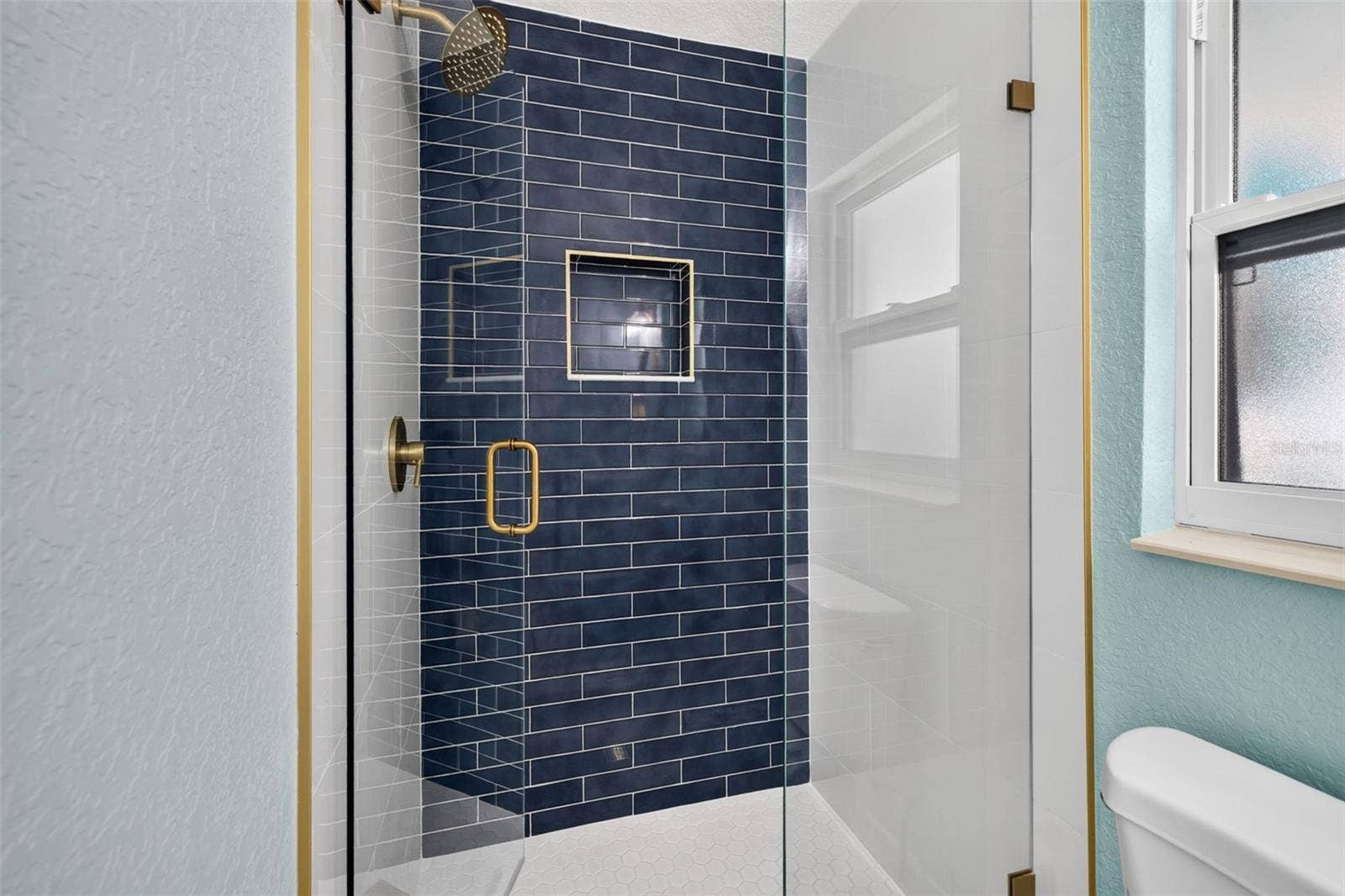 4643 BAY CREST DRIVE, Tampa, FL 33615 4643 BAY CREST DRIVE, Tampa, FL 33615