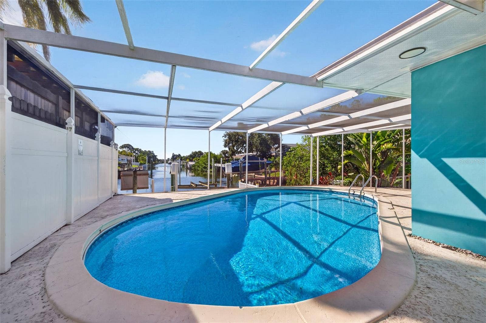 4643 BAY CREST DRIVE, Tampa, FL 33615 4643 BAY CREST DRIVE, Tampa, FL 33615