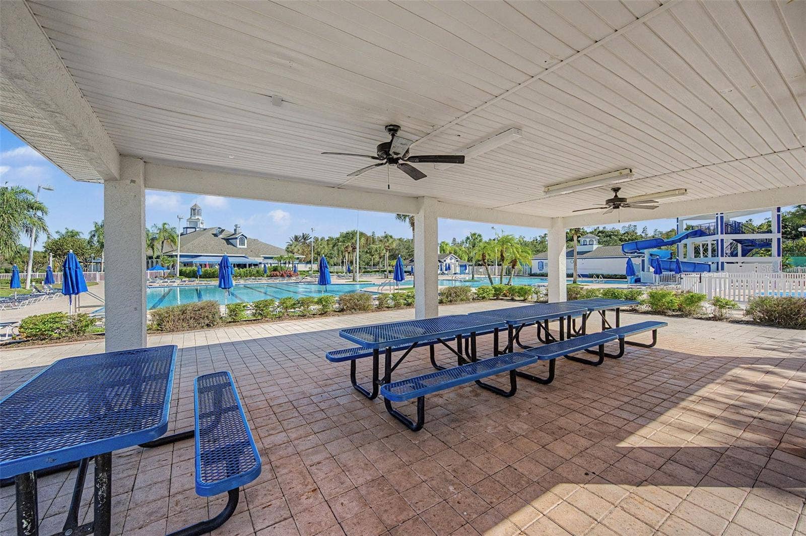 19266 FISHERMANS BEND DRIVE, Lutz, FL 33558 19266 FISHERMANS BEND DRIVE, Lutz, FL 33558