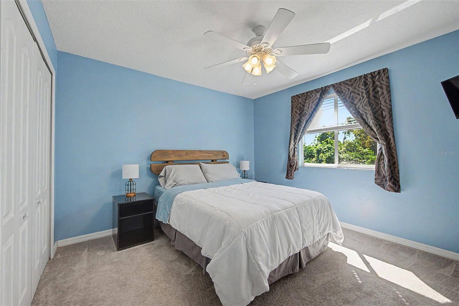 19266 FISHERMANS BEND DRIVE, Lutz, FL 33558 19266 FISHERMANS BEND DRIVE, Lutz, FL 33558