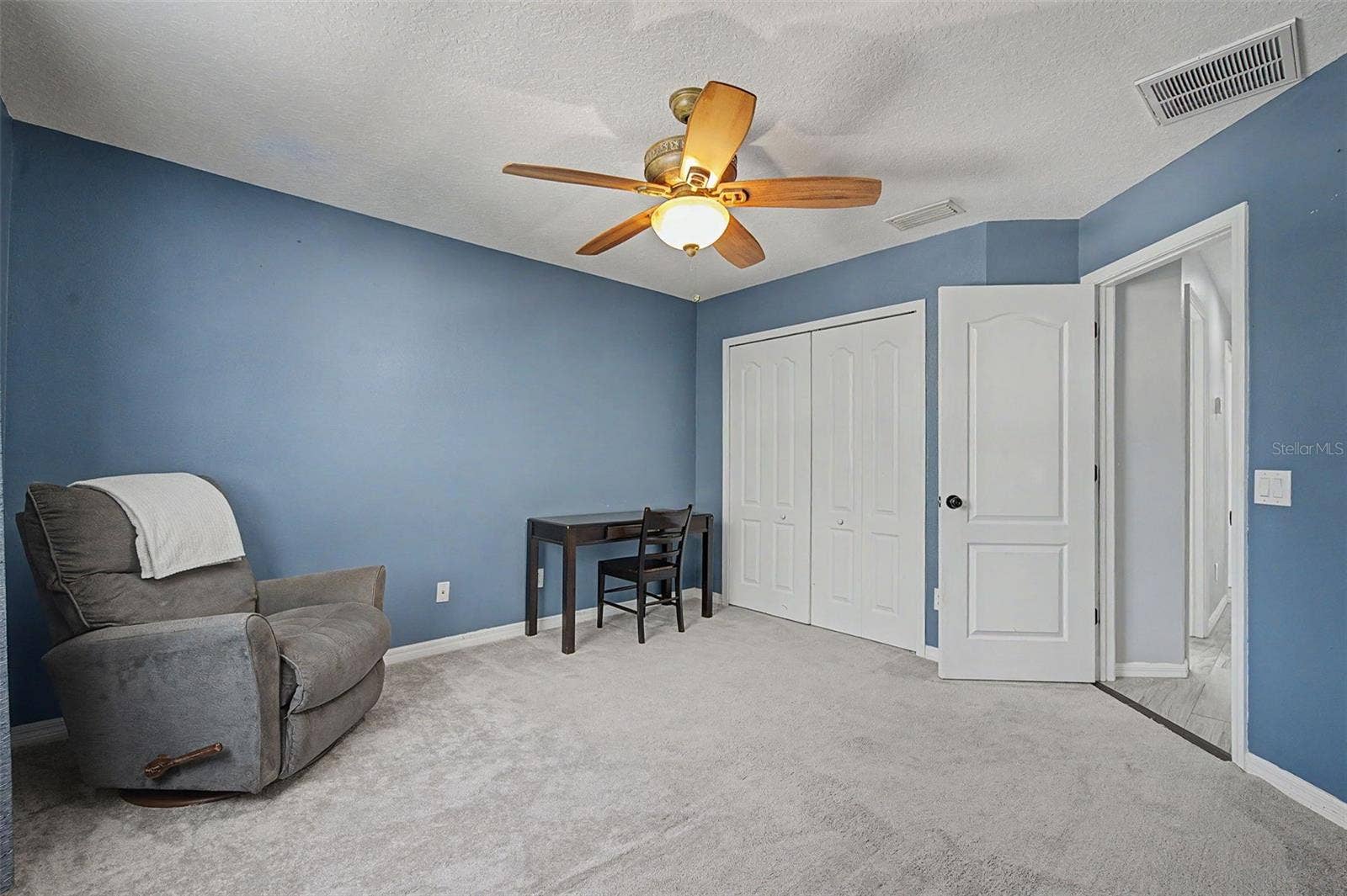 19266 FISHERMANS BEND DRIVE, Lutz, FL 33558 19266 FISHERMANS BEND DRIVE, Lutz, FL 33558