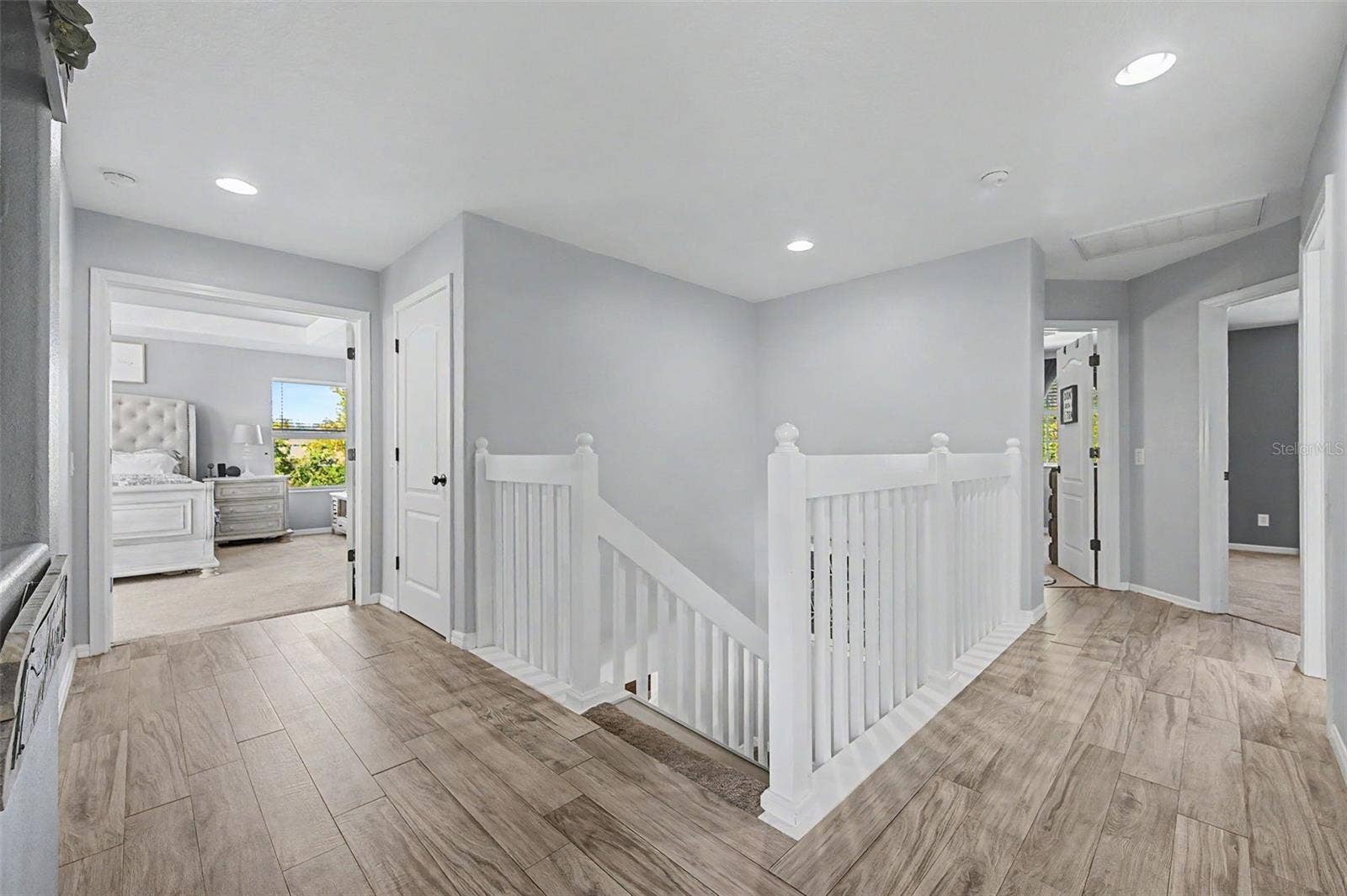 19266 FISHERMANS BEND DRIVE, Lutz, FL 33558 19266 FISHERMANS BEND DRIVE, Lutz, FL 33558