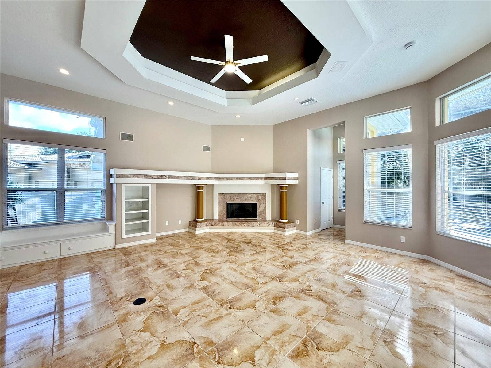 10334 LONGWOOD DRIVE, Seminole, FL 33777 10334 LONGWOOD DRIVE, Seminole, FL 33777