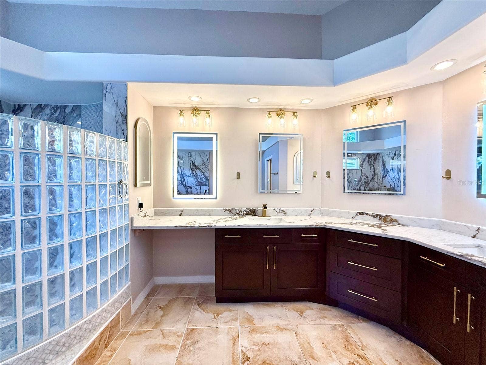 10334 LONGWOOD DRIVE, Seminole, FL 33777 10334 LONGWOOD DRIVE, Seminole, FL 33777