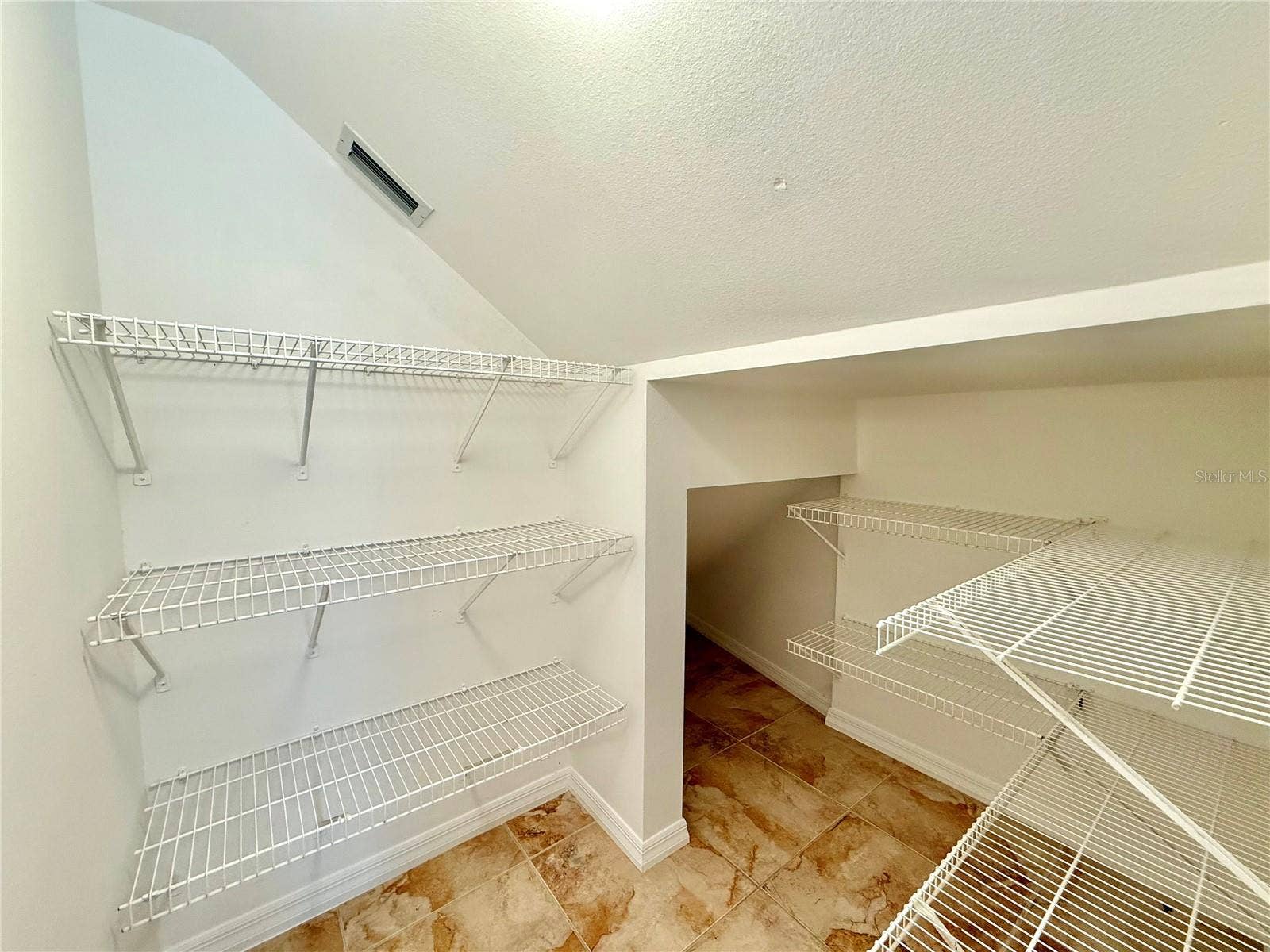 10334 LONGWOOD DRIVE, Seminole, FL 33777 10334 LONGWOOD DRIVE, Seminole, FL 33777