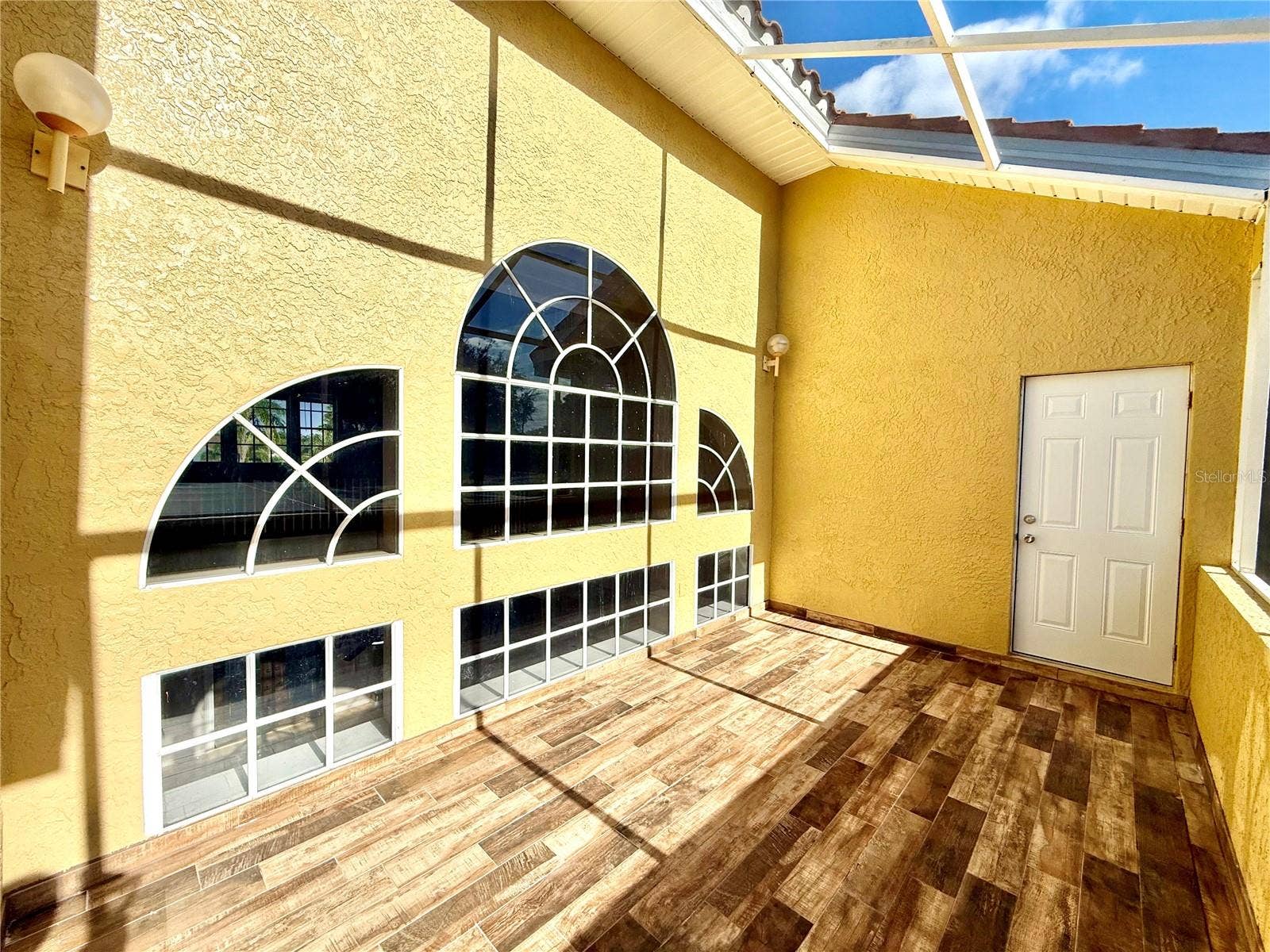 10334 LONGWOOD DRIVE, Seminole, FL 33777 10334 LONGWOOD DRIVE, Seminole, FL 33777