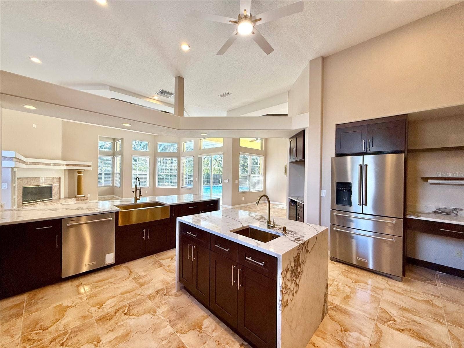 10334 LONGWOOD DRIVE, Seminole, FL 33777 10334 LONGWOOD DRIVE, Seminole, FL 33777