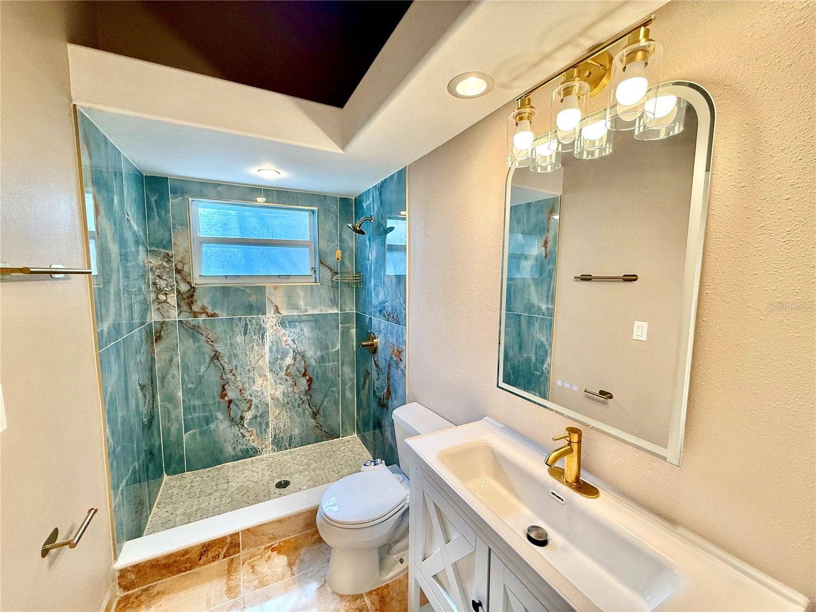 10334 LONGWOOD DRIVE, Seminole, FL 33777 10334 LONGWOOD DRIVE, Seminole, FL 33777