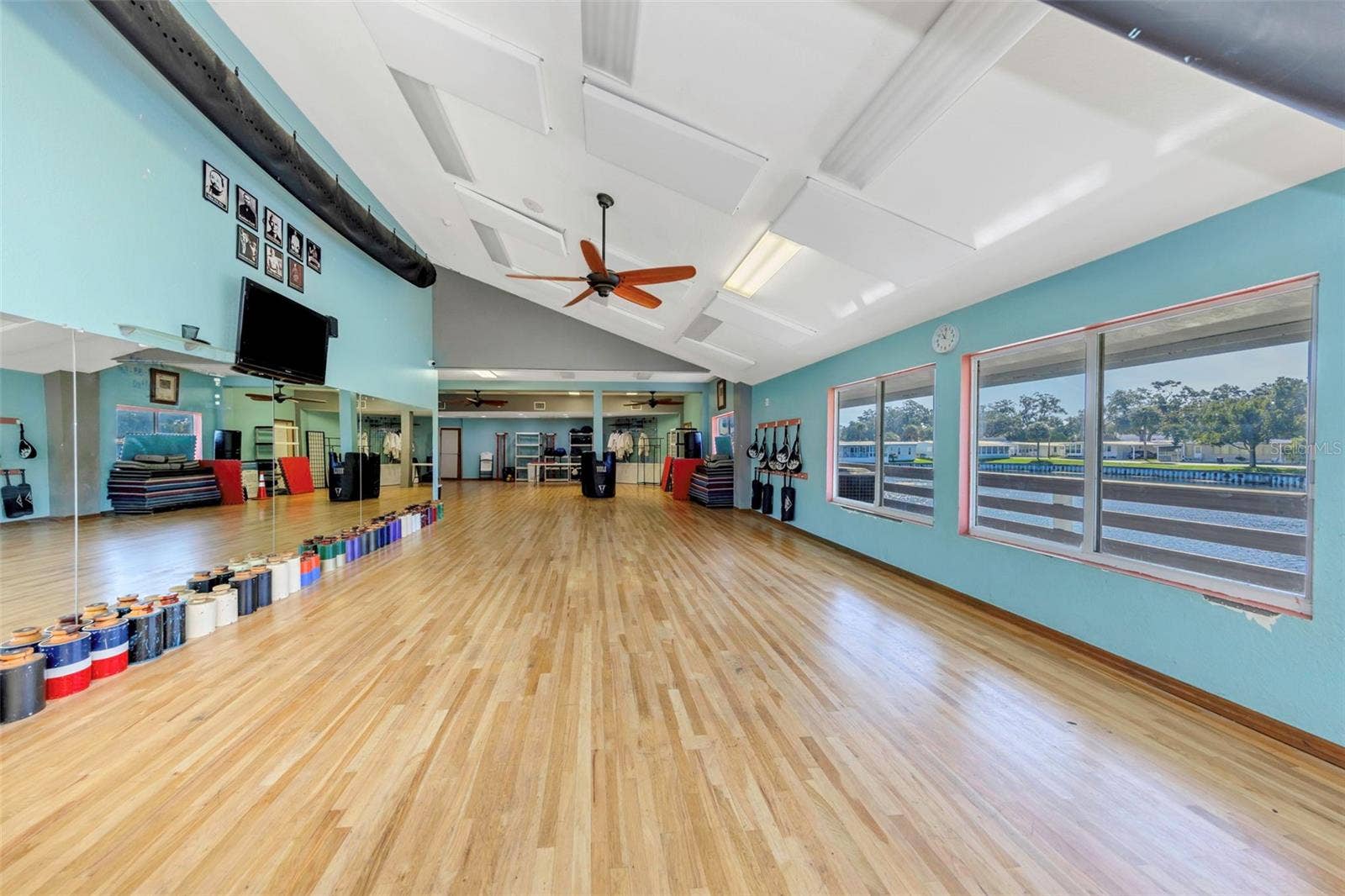 780 N MISSOURI AVENUE, Largo, FL 33770 780 N MISSOURI AVENUE, Largo, FL 33770