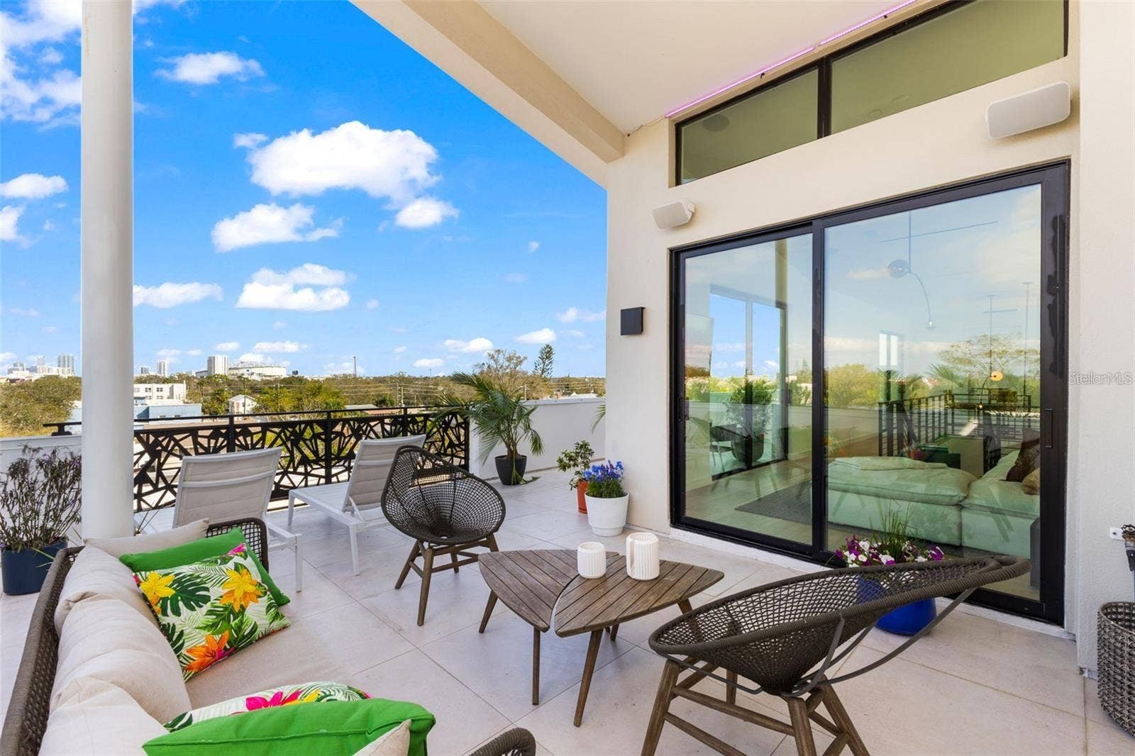 45 27TH STREET S, #1, St Petersburg, FL 33712
