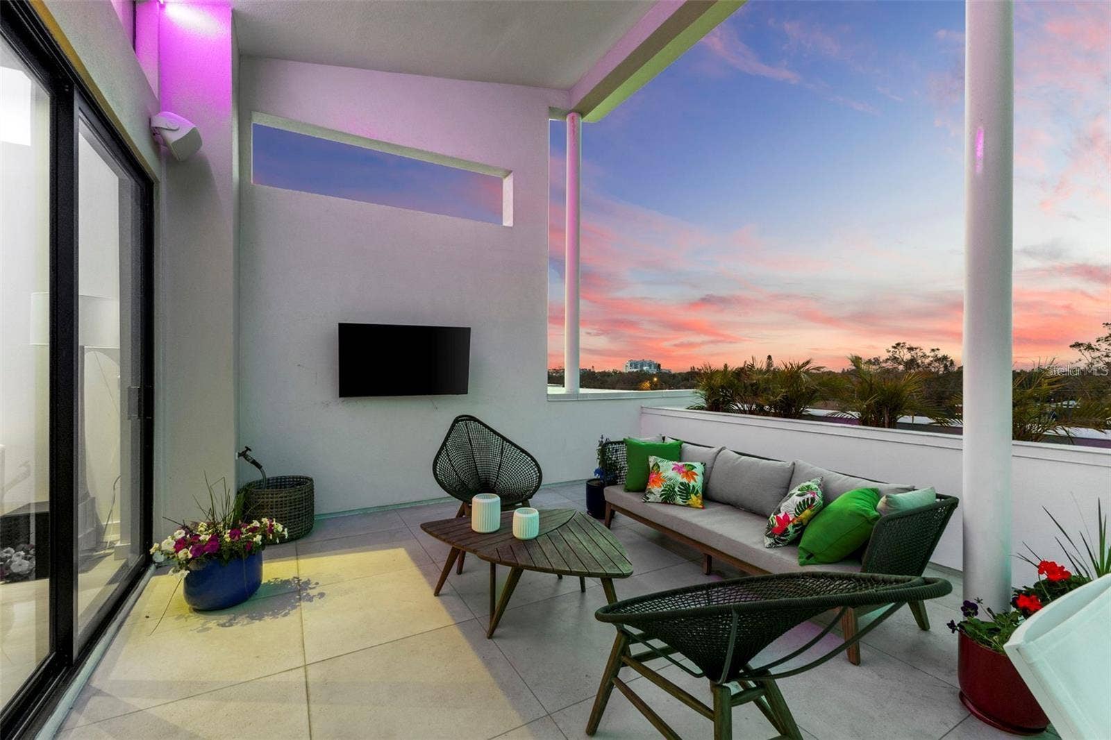 45 27TH STREET S, #1, St Petersburg, FL 33712