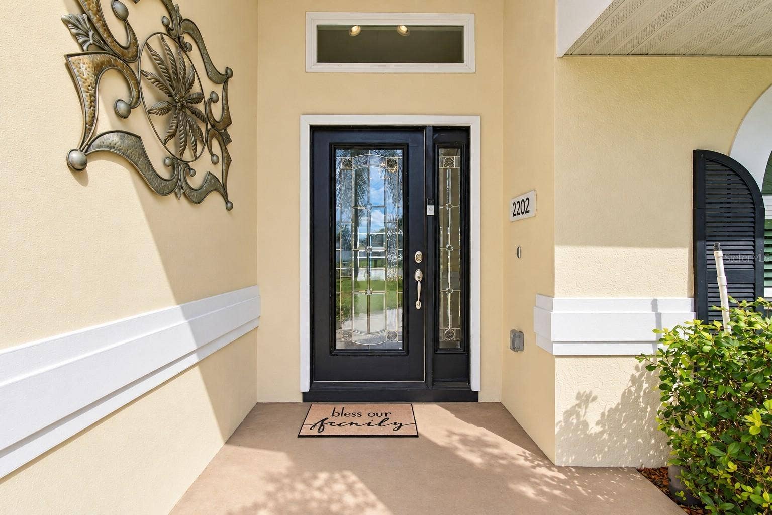 2202 GLEN MIST DRIVE, Valrico, FL 33594