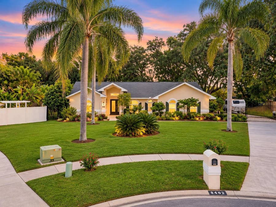 Property photo for 2202 GLEN MIST DRIVE, Valrico, FL