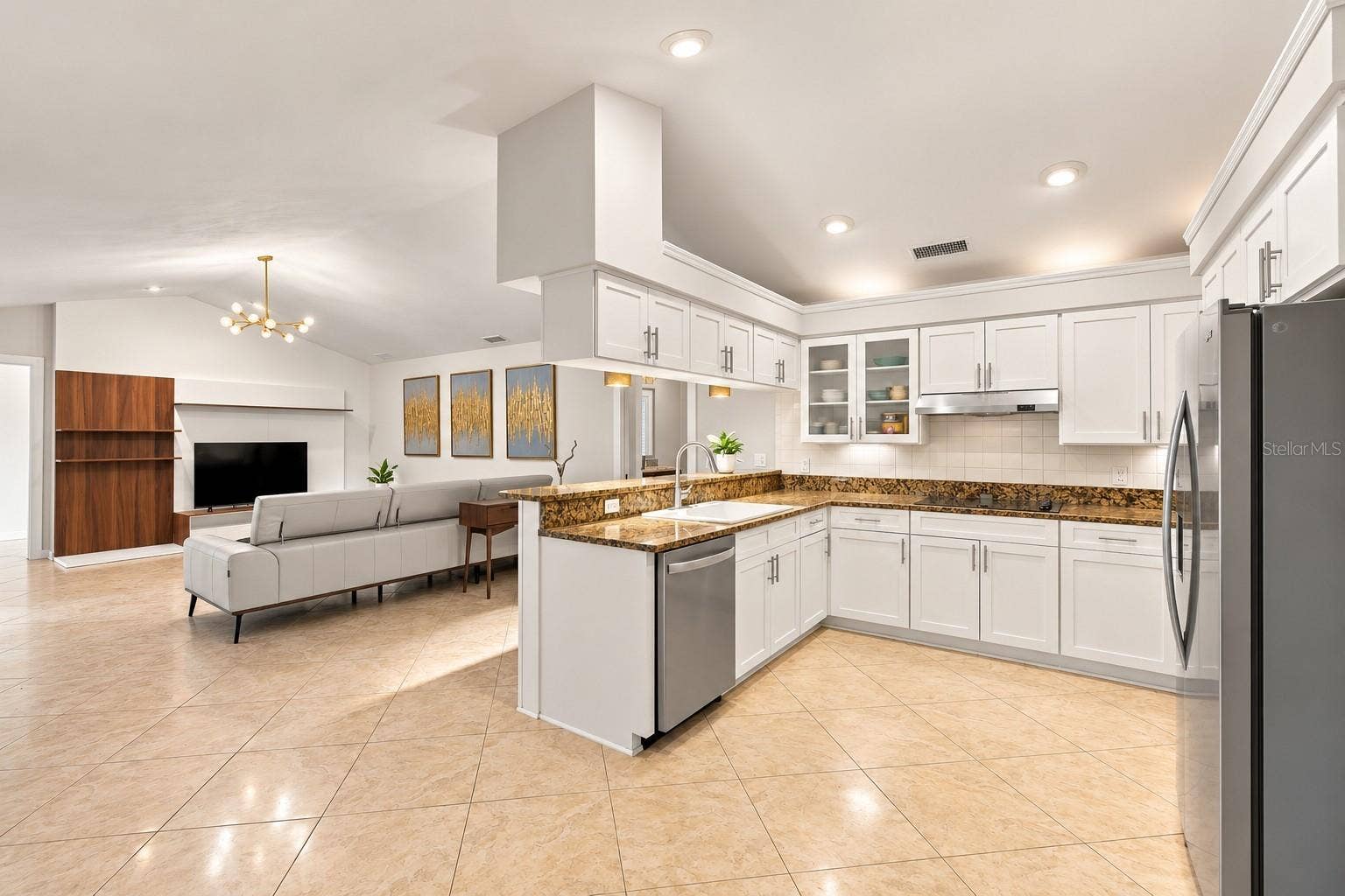 2202 GLEN MIST DRIVE, Valrico, FL 33594