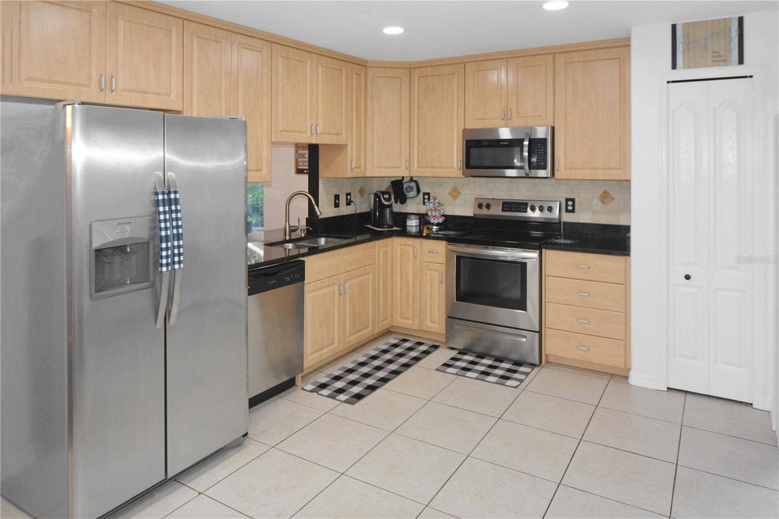 12617 WHITE BLUFF ROAD, Hudson, FL 34669 12617 WHITE BLUFF ROAD, Hudson, FL 34669