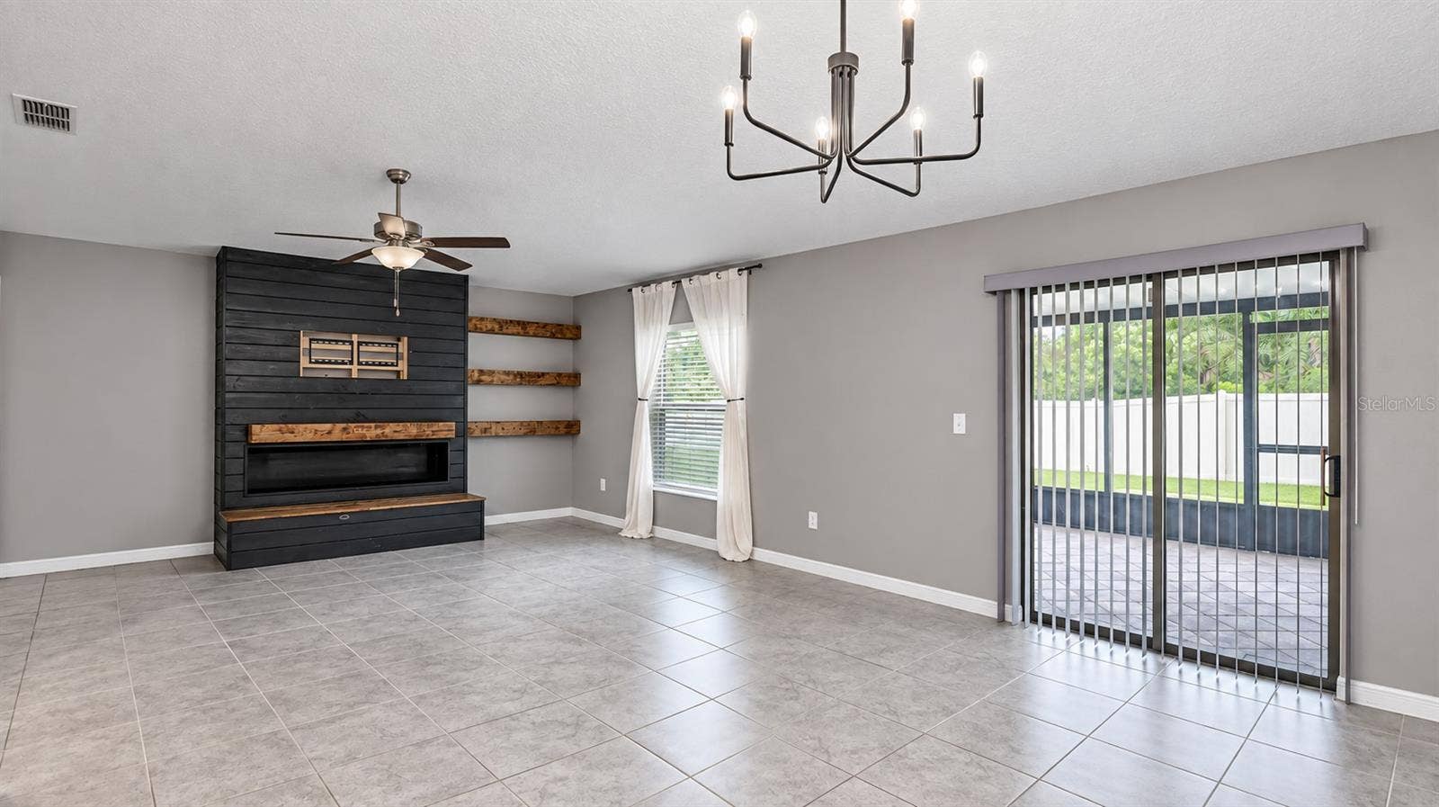 5310 AMARYLLIS GARDEN STREET, Apollo Beach, FL 33572 5310 AMARYLLIS GARDEN STREET, Apollo Beach, FL 33572