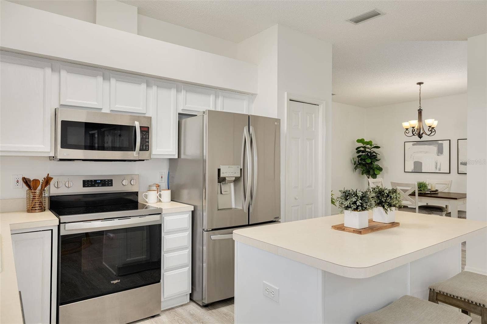 3755 DARSTON STREET, Palm Harbor, FL 34685 3755 DARSTON STREET, Palm Harbor, FL 34685