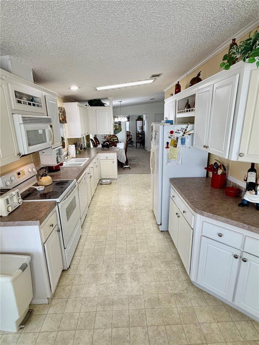 34012 AZALEA DRIVE N, Pinellas Park, FL 33781 34012 AZALEA DRIVE N, Pinellas Park, FL 33781