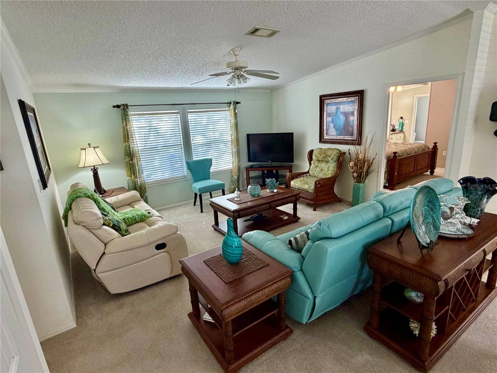 34012 AZALEA DRIVE N, Pinellas Park, FL 33781 34012 AZALEA DRIVE N, Pinellas Park, FL 33781