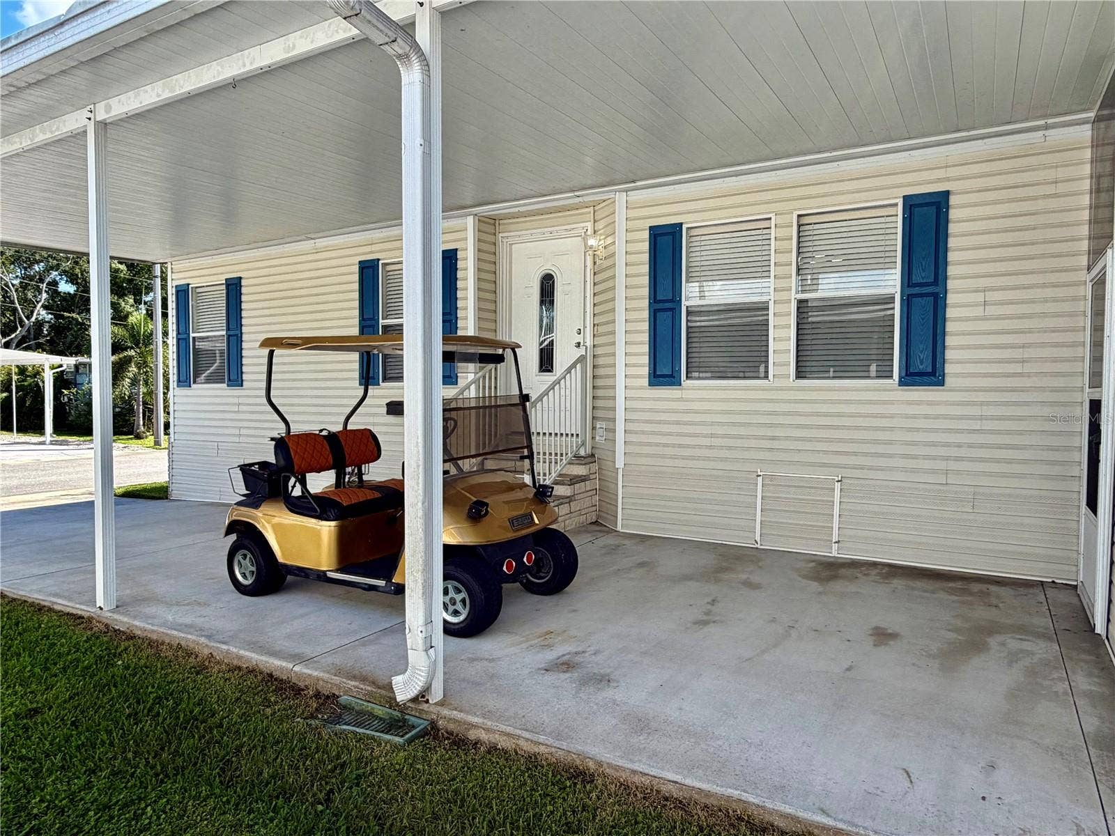 34012 AZALEA DRIVE N, Pinellas Park, FL 33781 Golf cart not included