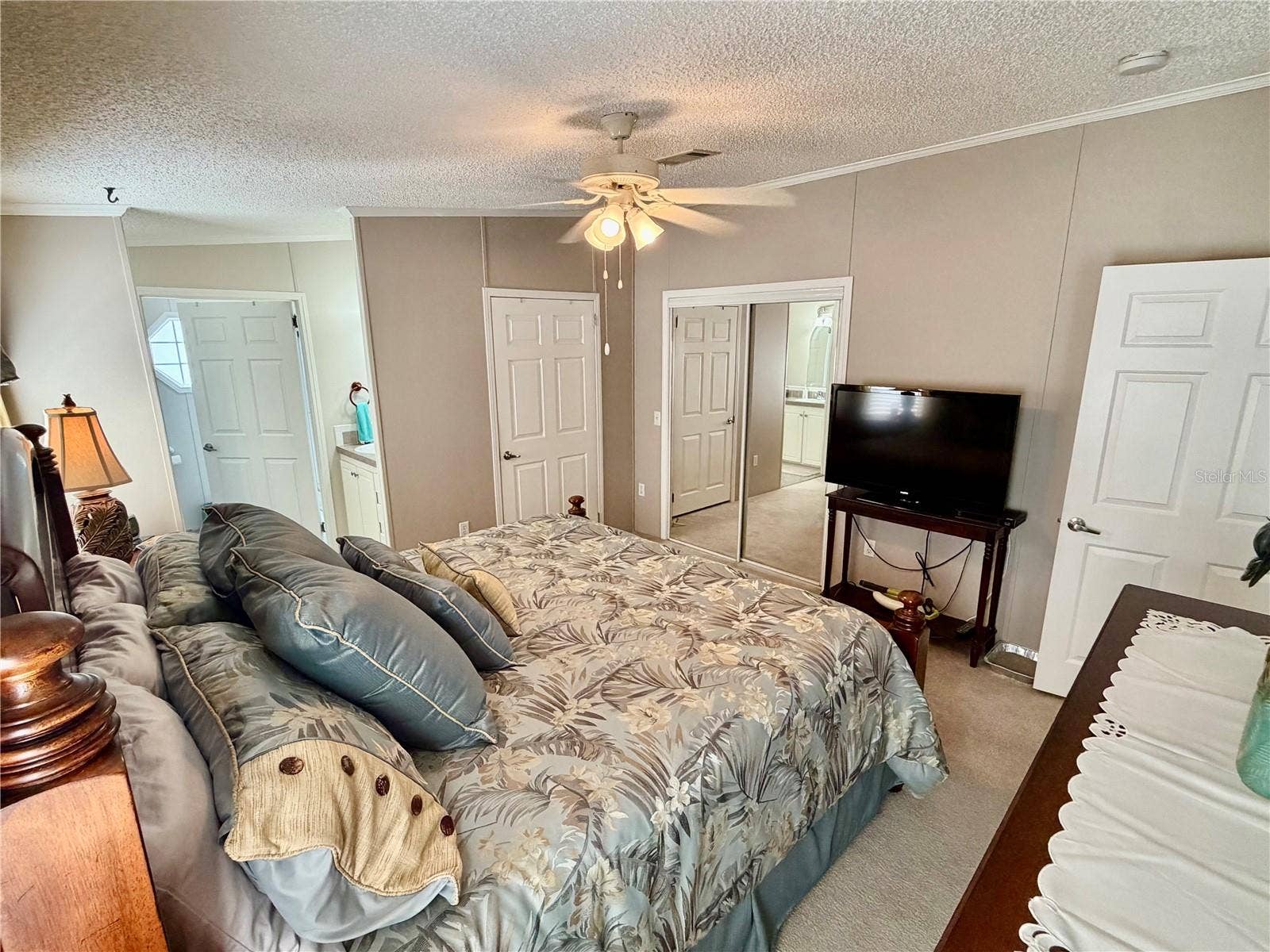 34012 AZALEA DRIVE N, Pinellas Park, FL 33781 34012 AZALEA DRIVE N, Pinellas Park, FL 33781