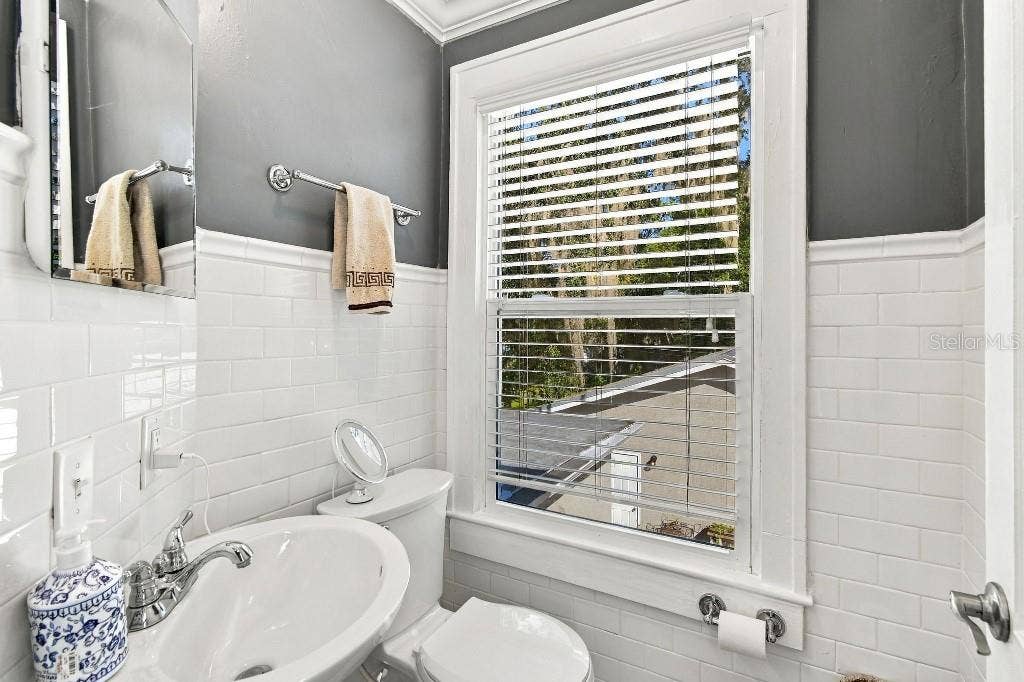 456 ROSALIA DRIVE, Sanford, FL 32771 456 ROSALIA DRIVE, Sanford, FL 32771