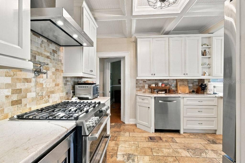 456 ROSALIA DRIVE, Sanford, FL 32771 456 ROSALIA DRIVE, Sanford, FL 32771