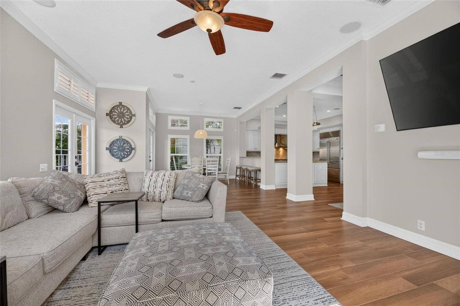 825 ISLEBAY DRIVE, Apollo Beach, FL 33572 825 ISLEBAY DRIVE, Apollo Beach, FL 33572