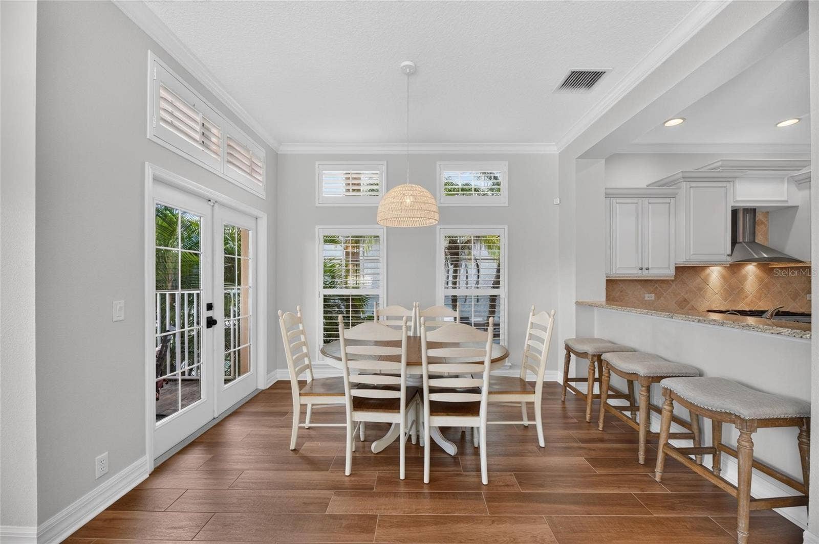825 ISLEBAY DRIVE, Apollo Beach, FL 33572 825 ISLEBAY DRIVE, Apollo Beach, FL 33572