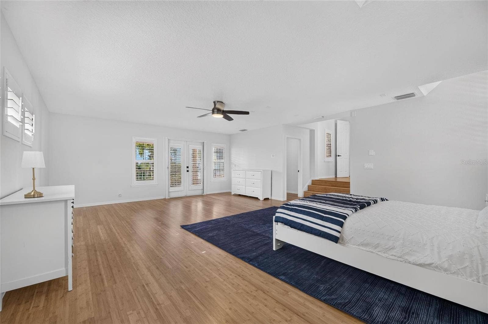 825 ISLEBAY DRIVE, Apollo Beach, FL 33572 825 ISLEBAY DRIVE, Apollo Beach, FL 33572