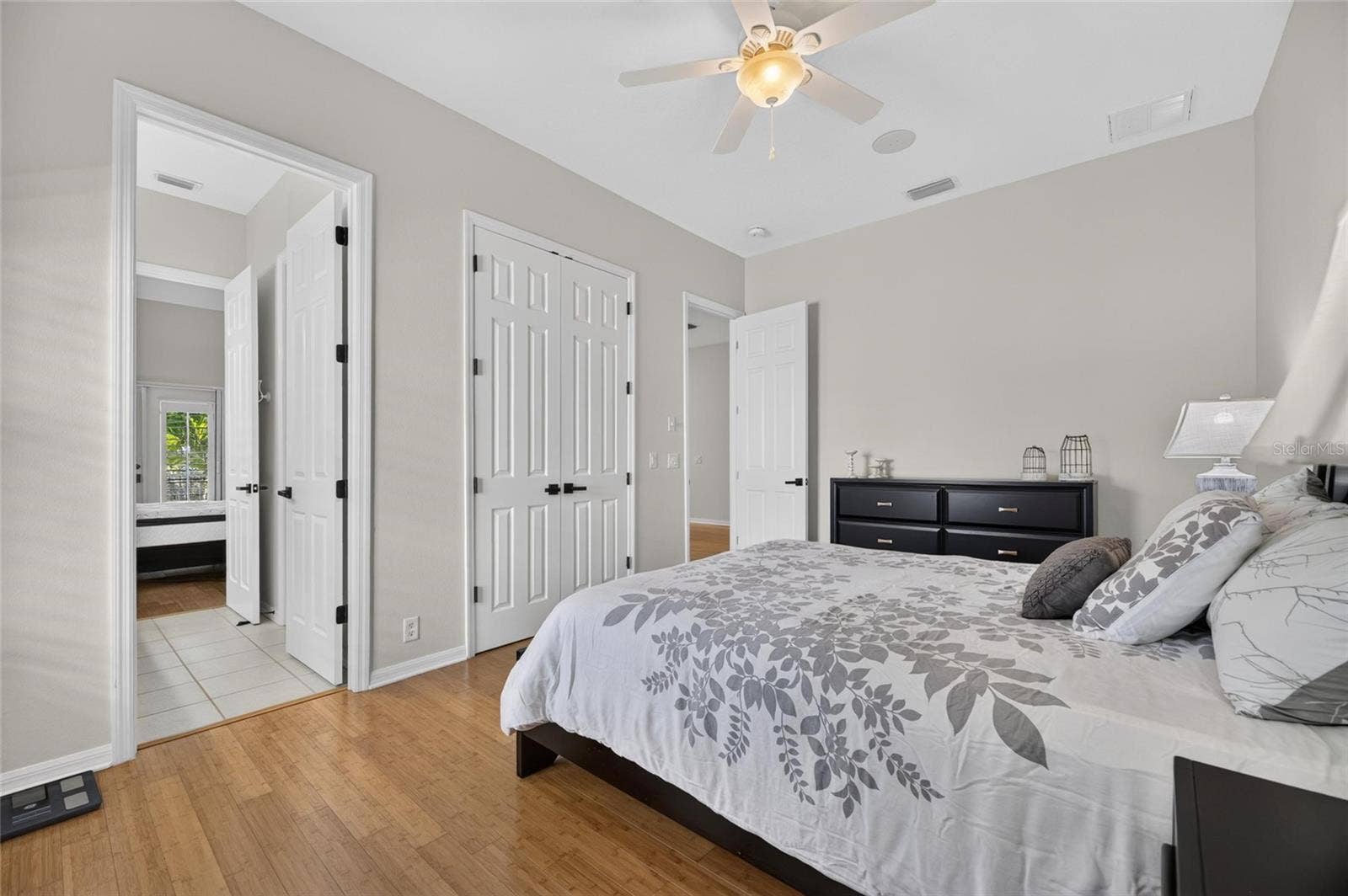 825 ISLEBAY DRIVE, Apollo Beach, FL 33572 825 ISLEBAY DRIVE, Apollo Beach, FL 33572