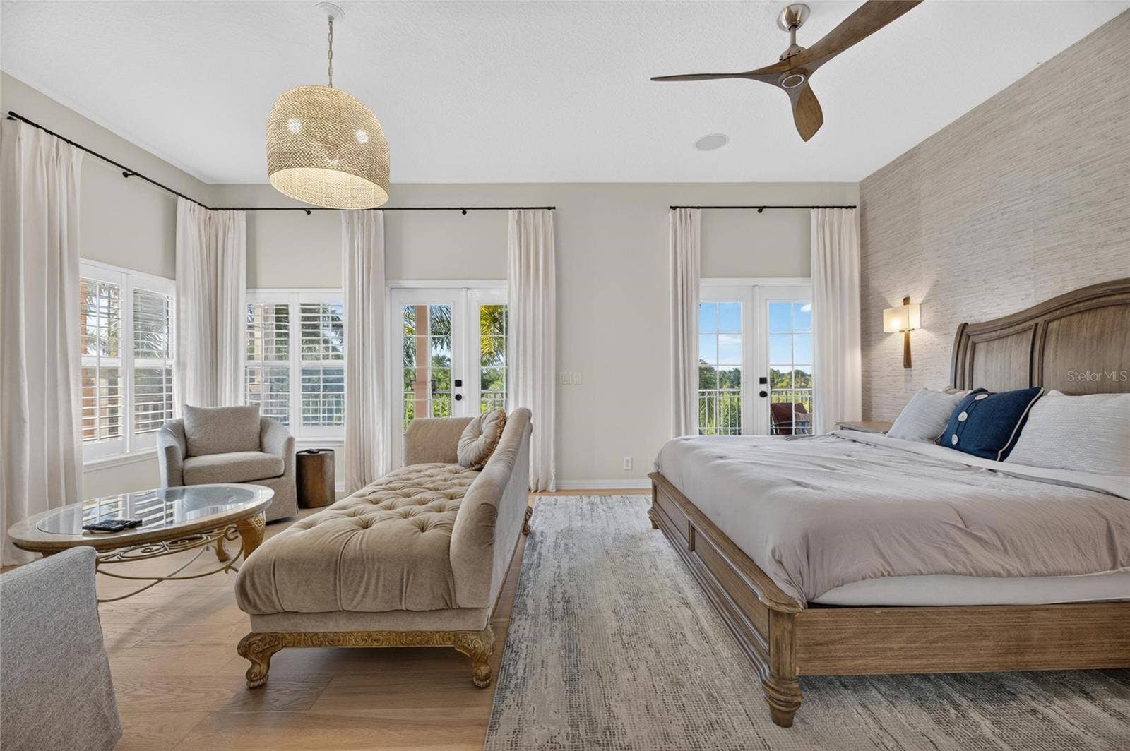 825 ISLEBAY DRIVE, Apollo Beach, FL 33572 825 ISLEBAY DRIVE, Apollo Beach, FL 33572