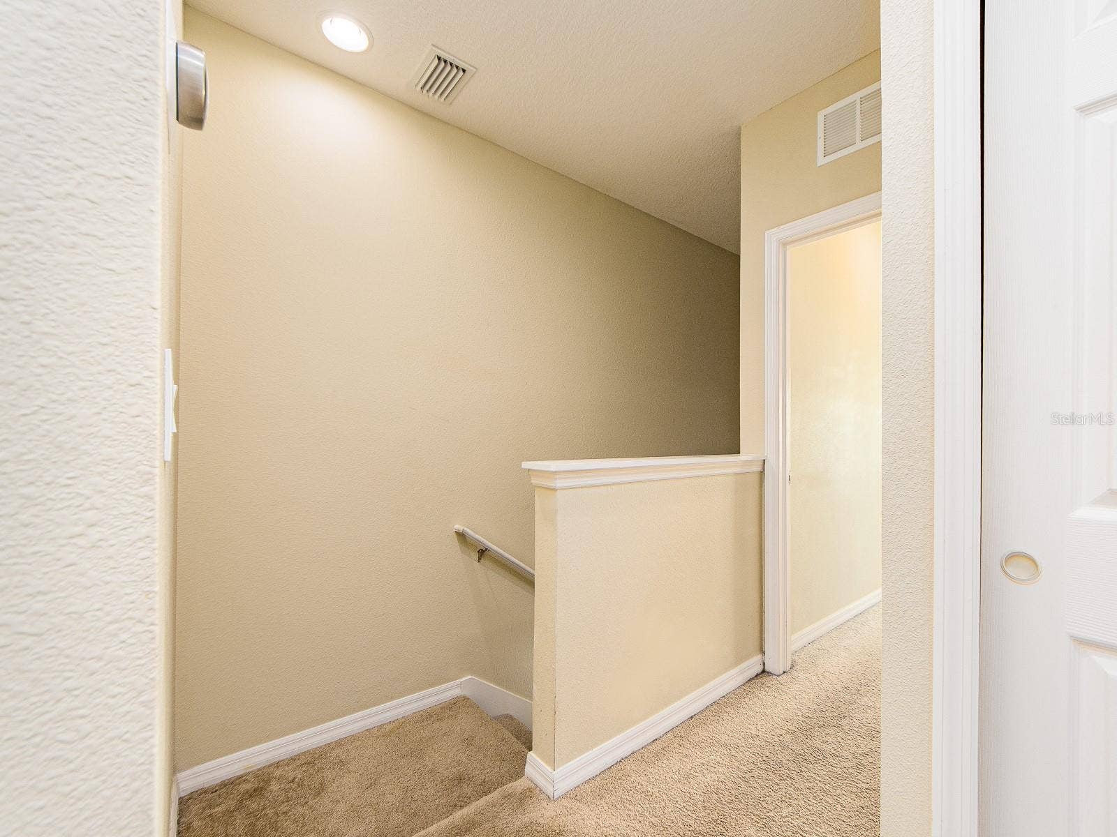 1283 SAWGRASS STREET, Clearwater, FL 33755 1283 SAWGRASS STREET, Clearwater, FL 33755
