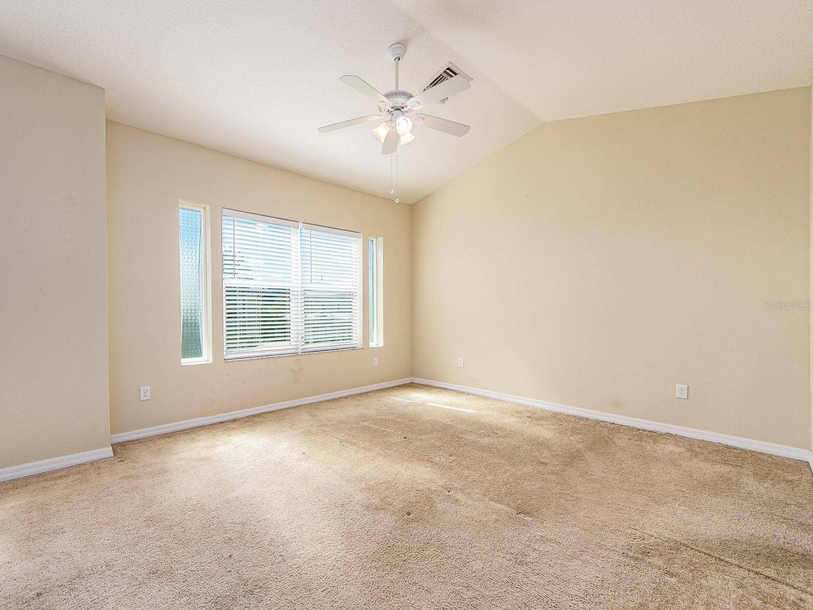 1283 SAWGRASS STREET, Clearwater, FL 33755 1283 SAWGRASS STREET, Clearwater, FL 33755