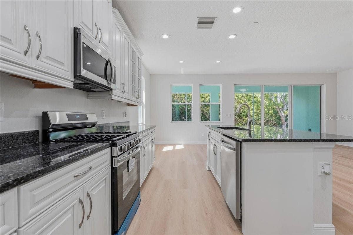 5118 COASTAL SCENE DRIVE, Apollo Beach, FL 33572