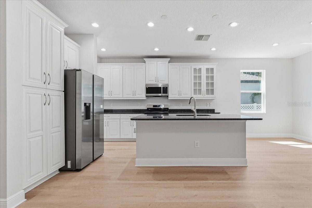 5118 COASTAL SCENE DRIVE, Apollo Beach, FL 33572