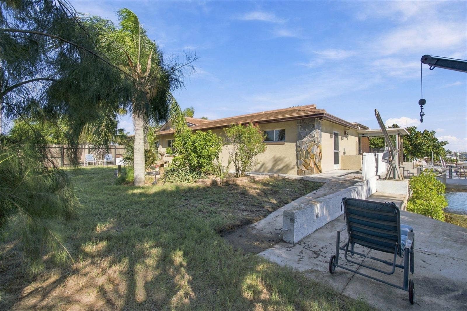 5300 PILOTS PLACE, New Port Richey, FL 34652