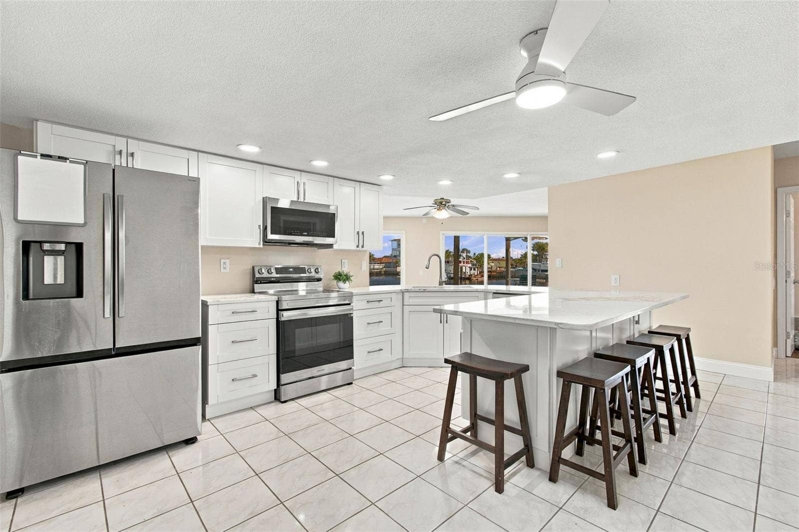 5300 PILOTS PLACE, New Port Richey, FL 34652