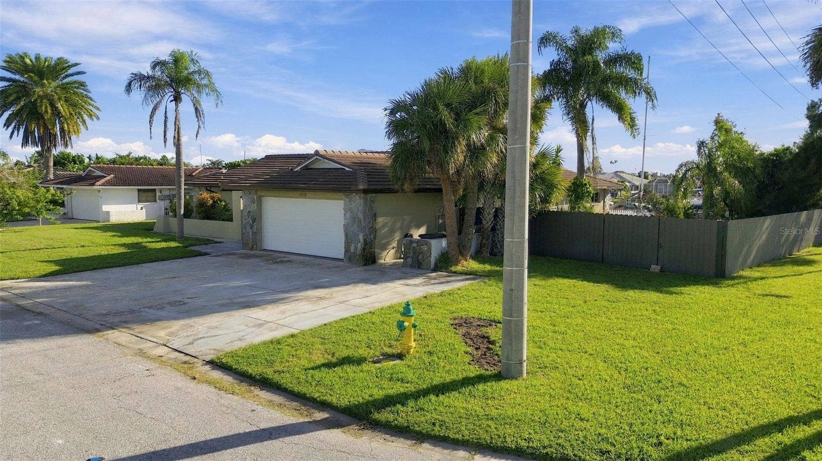 5300 PILOTS PLACE, New Port Richey, FL 34652