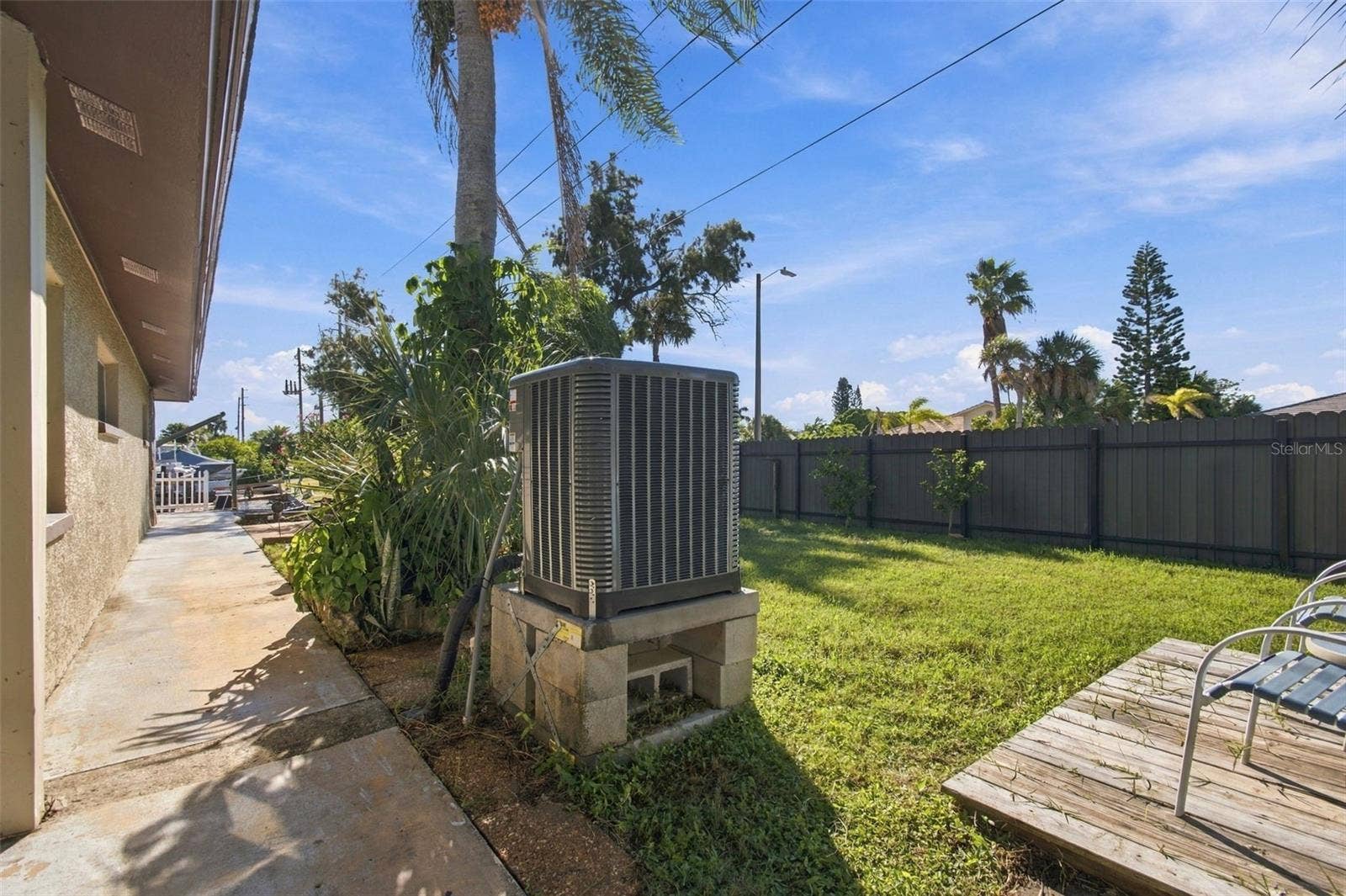 5300 PILOTS PLACE, New Port Richey, FL 34652