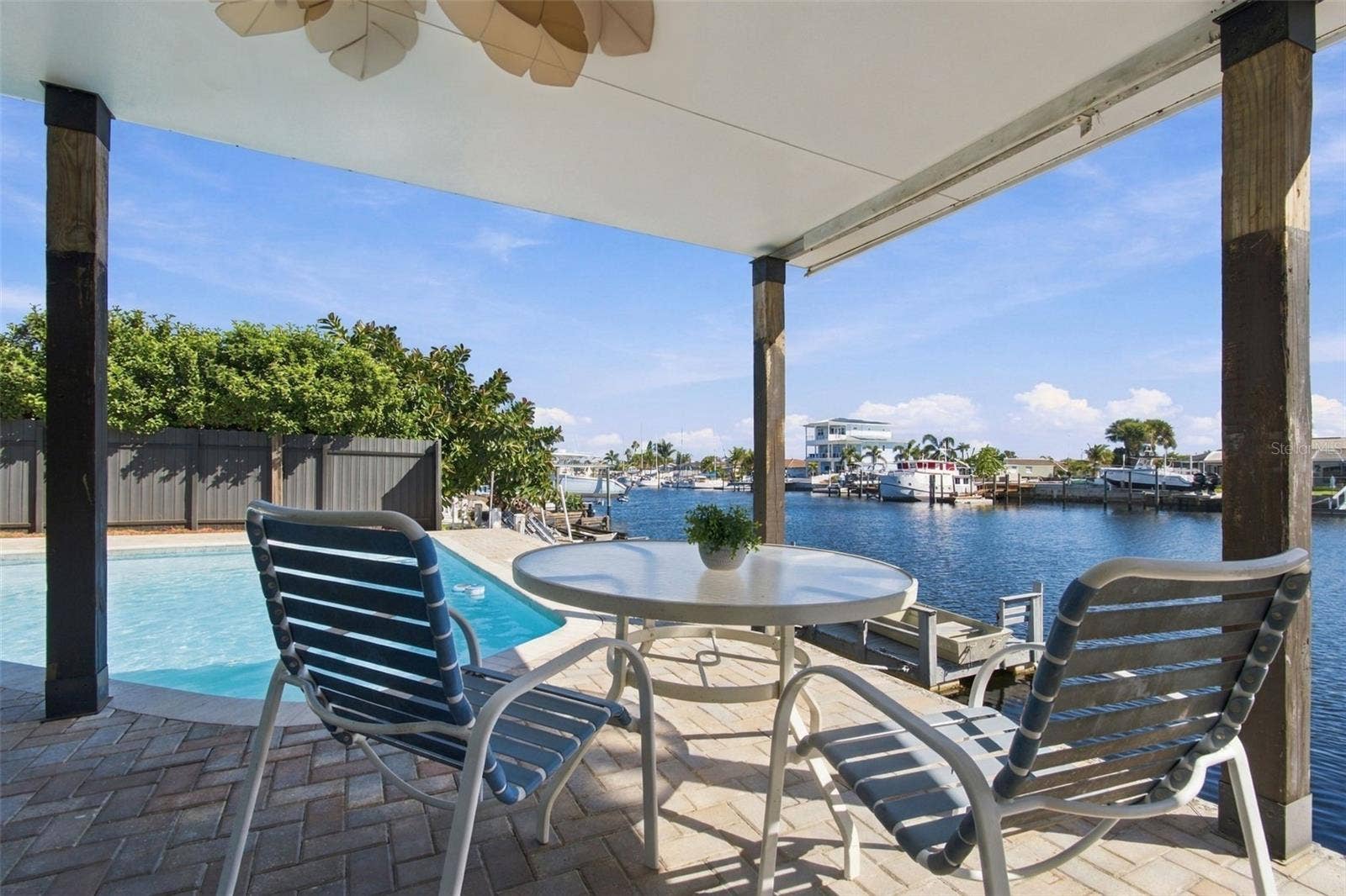 5300 PILOTS PLACE, New Port Richey, FL 34652