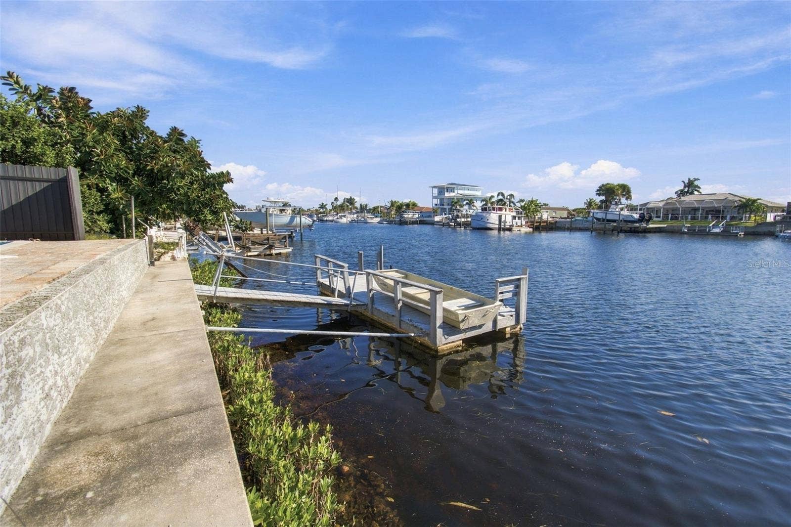 5300 PILOTS PLACE, New Port Richey, FL 34652