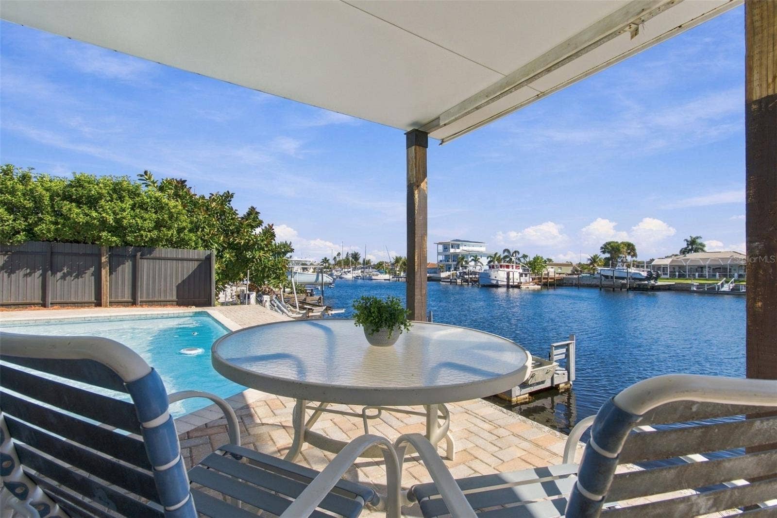 5300 PILOTS PLACE, New Port Richey, FL 34652