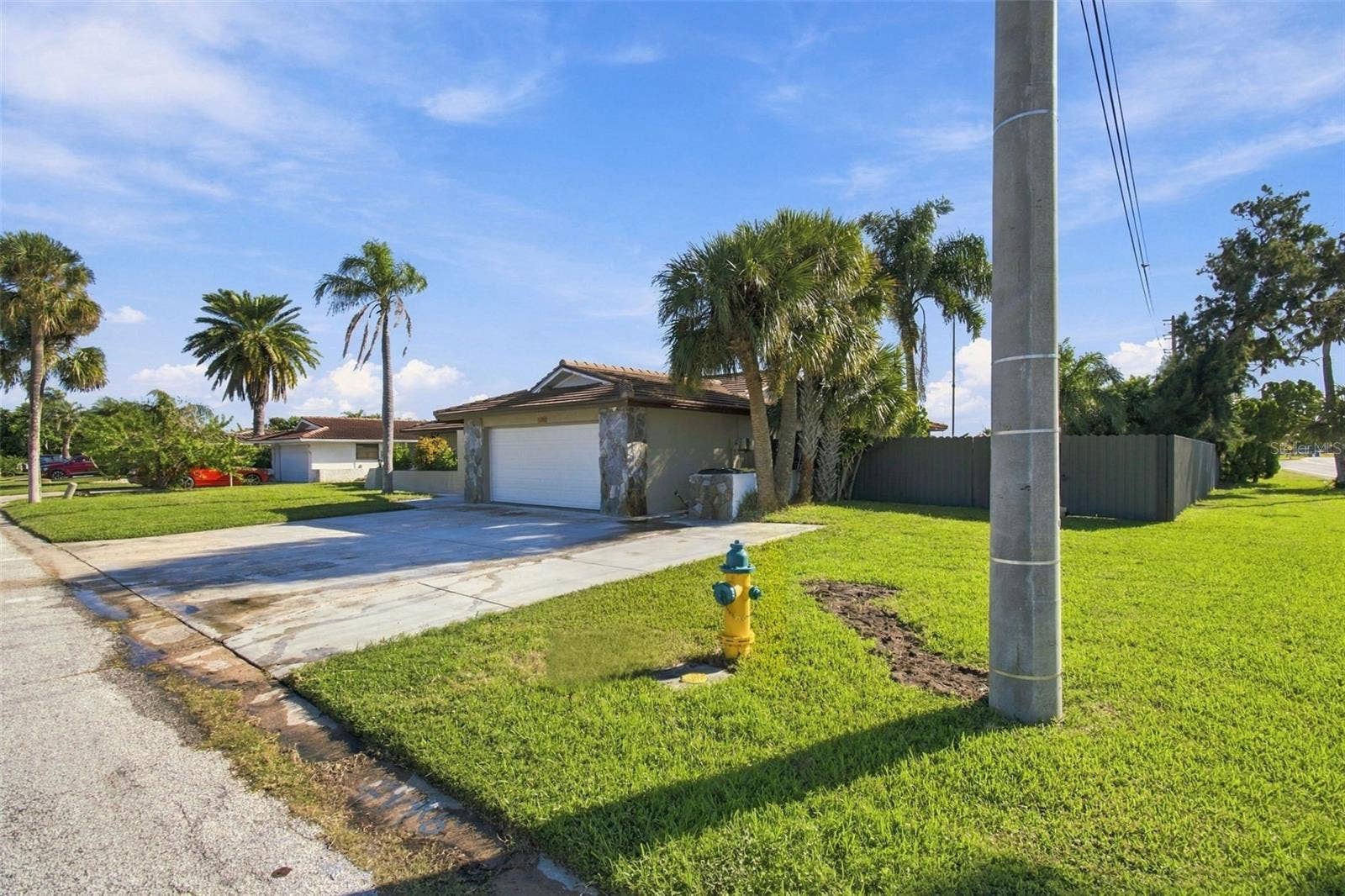 5300 PILOTS PLACE, New Port Richey, FL 34652