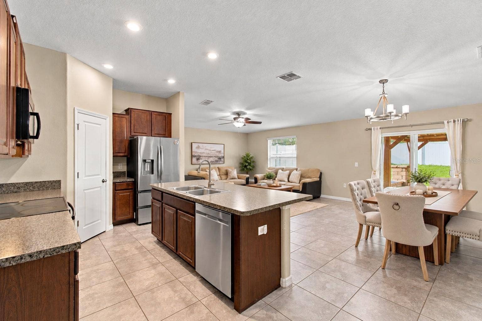 3808 KEARSNEY ABBEY CIRCLE, Dover, FL 33527 3808 KEARSNEY ABBEY CIRCLE, Dover, FL 33527