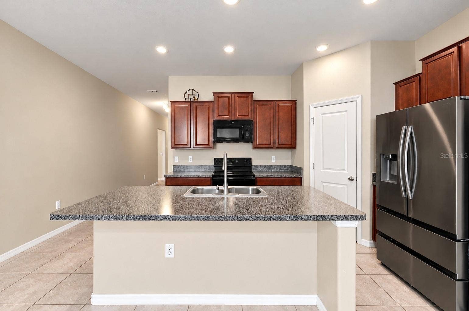3808 KEARSNEY ABBEY CIRCLE, Dover, FL 33527 3808 KEARSNEY ABBEY CIRCLE, Dover, FL 33527