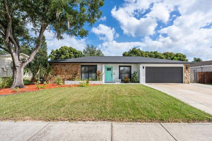 Property photo for 3414 CADE LANE, Valrico, FL