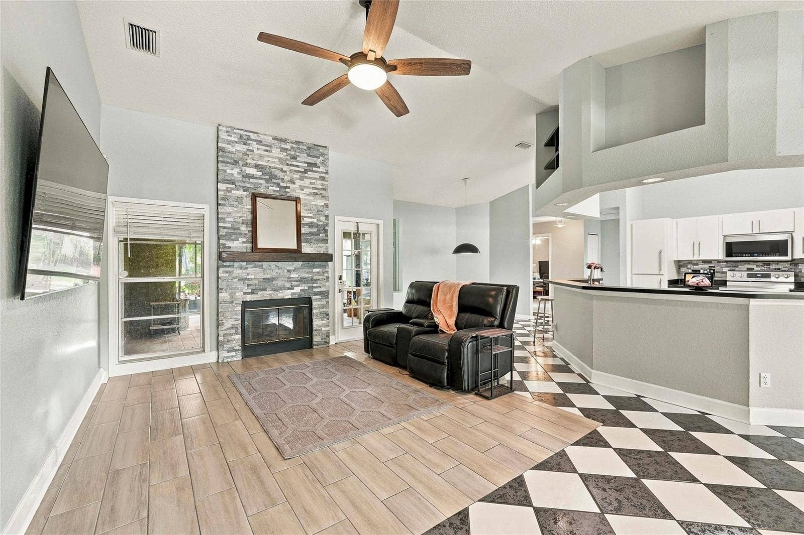 8416 SOUTHWOOD OAKS STREET, Lithia, FL 33547 8416 SOUTHWOOD OAKS STREET, Lithia, FL 33547