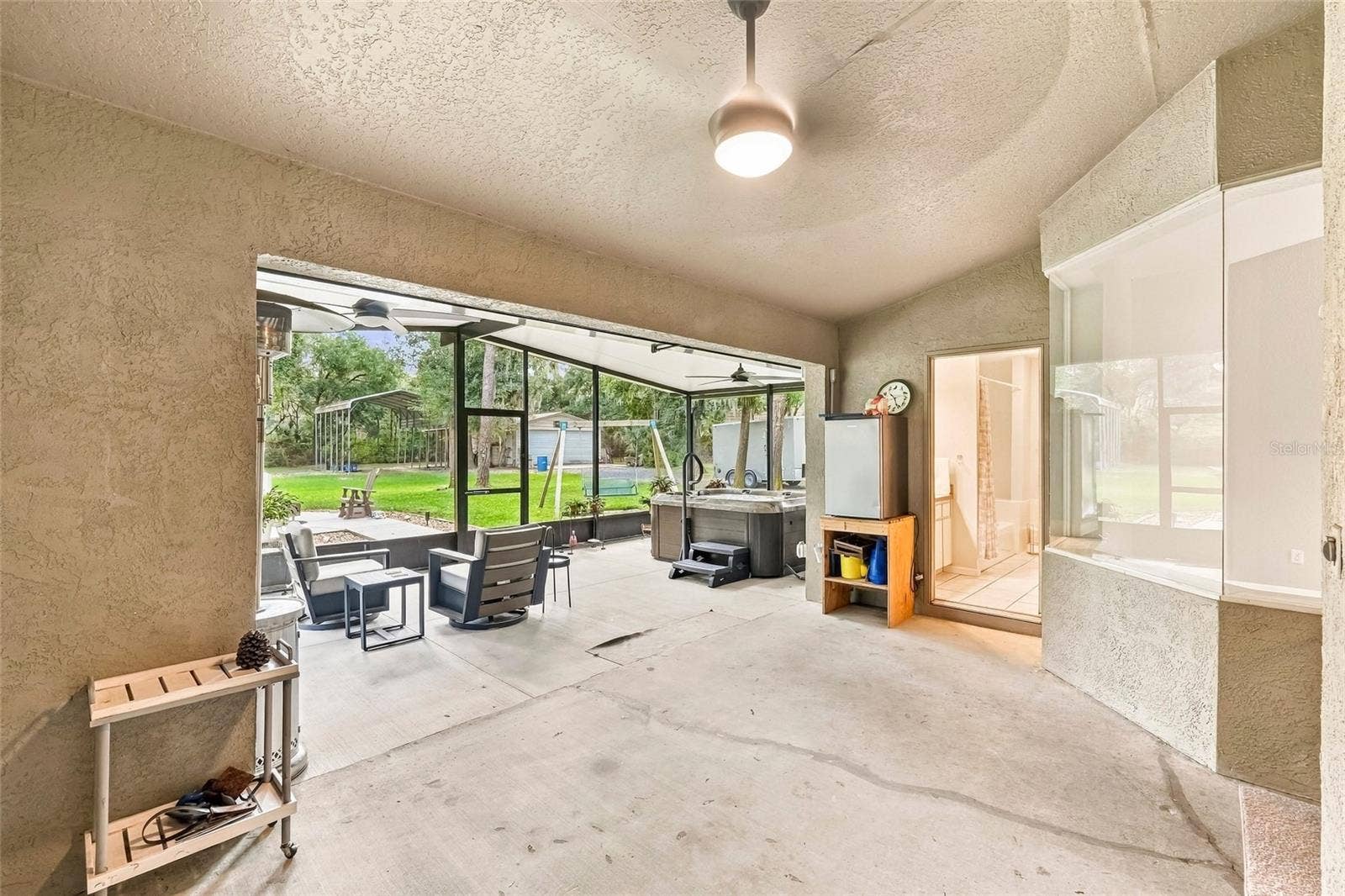 8416 SOUTHWOOD OAKS STREET, Lithia, FL 33547 8416 SOUTHWOOD OAKS STREET, Lithia, FL 33547